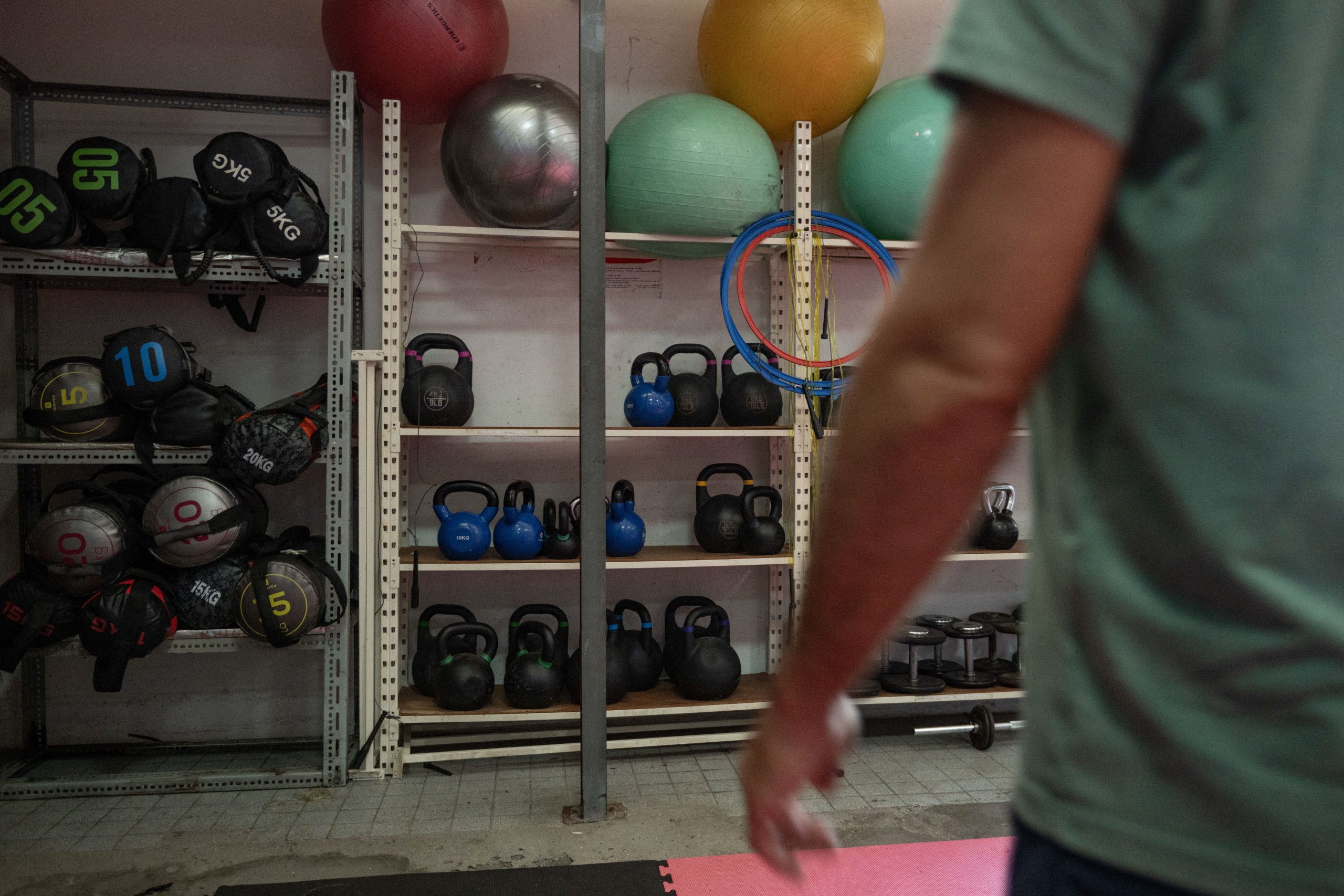 Macron trahi : Pigasse lance son offensive politique en 2027