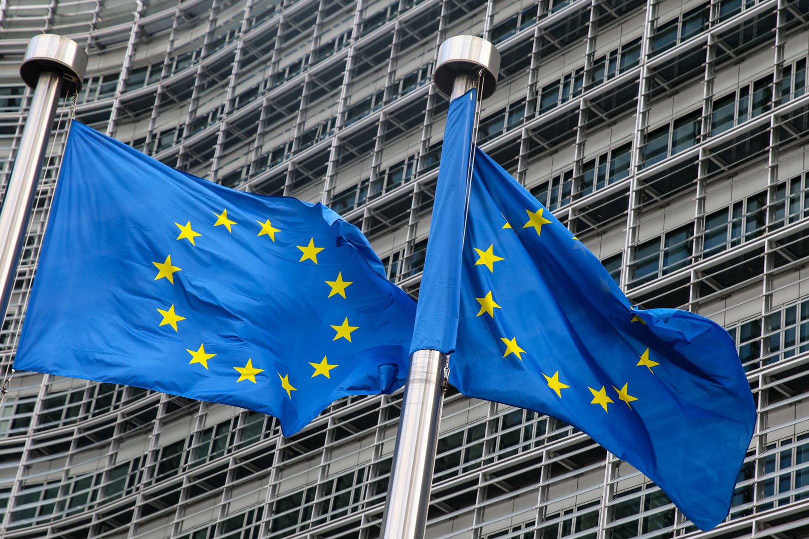 De nouvelles frontières pour la vérité : La Cour européenne étend l’interdiction de RT aux plateformes gratuites